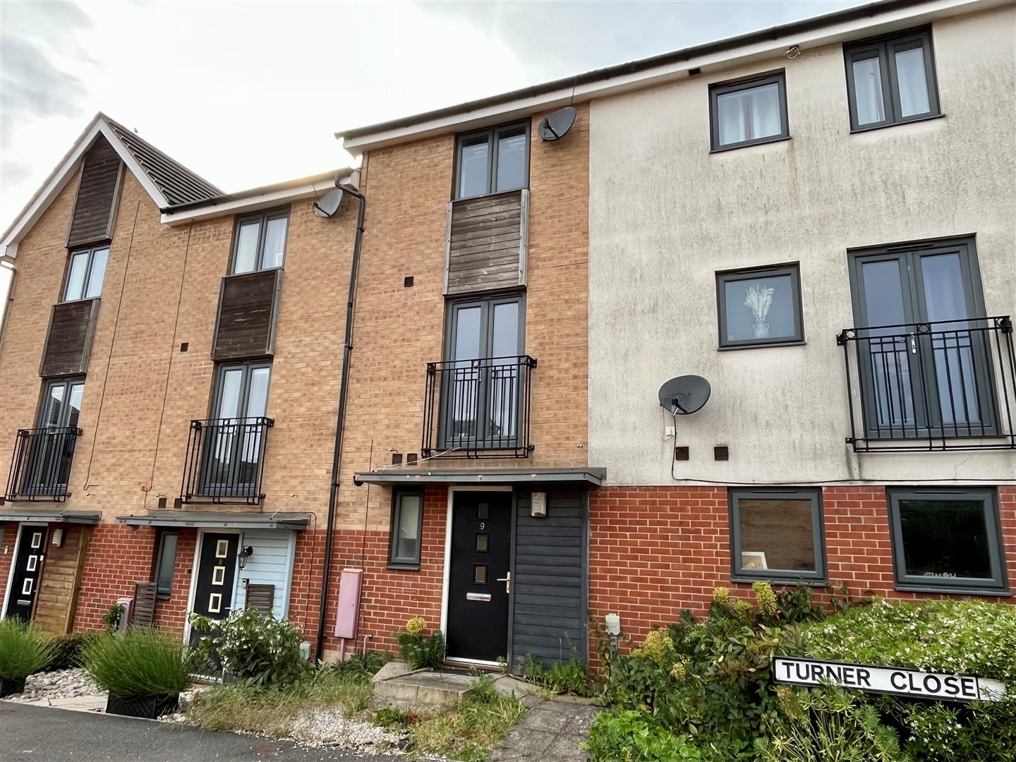 Turner Close, Brough, HU15 1GU